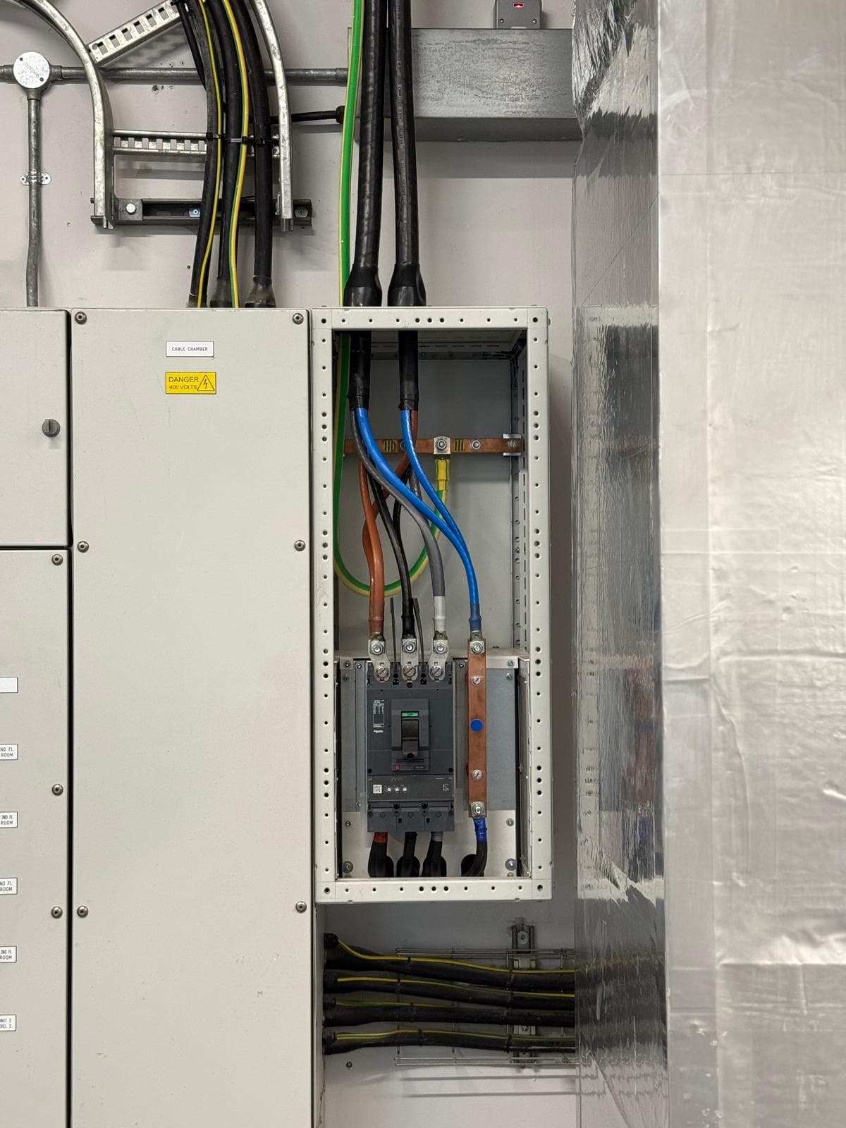 Cable containment and tray installation by GEO Electrical